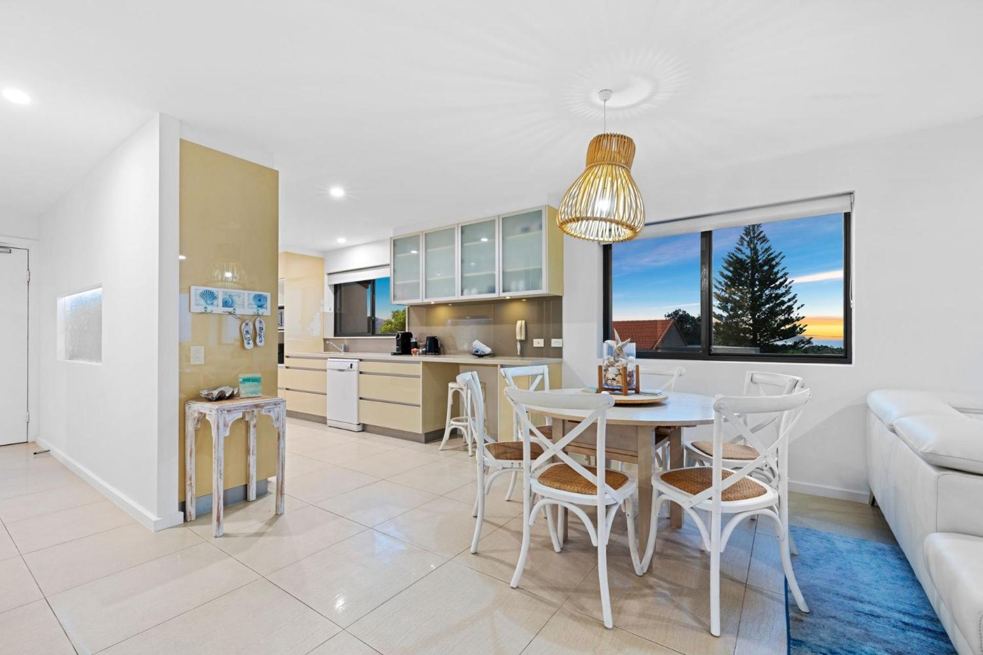 Shoreline 9 Penthouse With Ocean Views Hastings Point Exterior photo